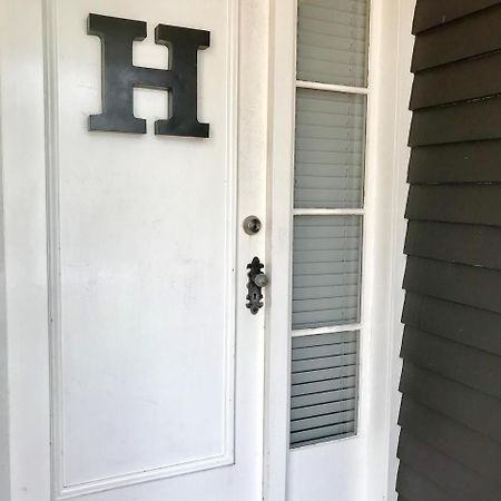Hugo & Carters Lodge Роторуа Екстериор снимка